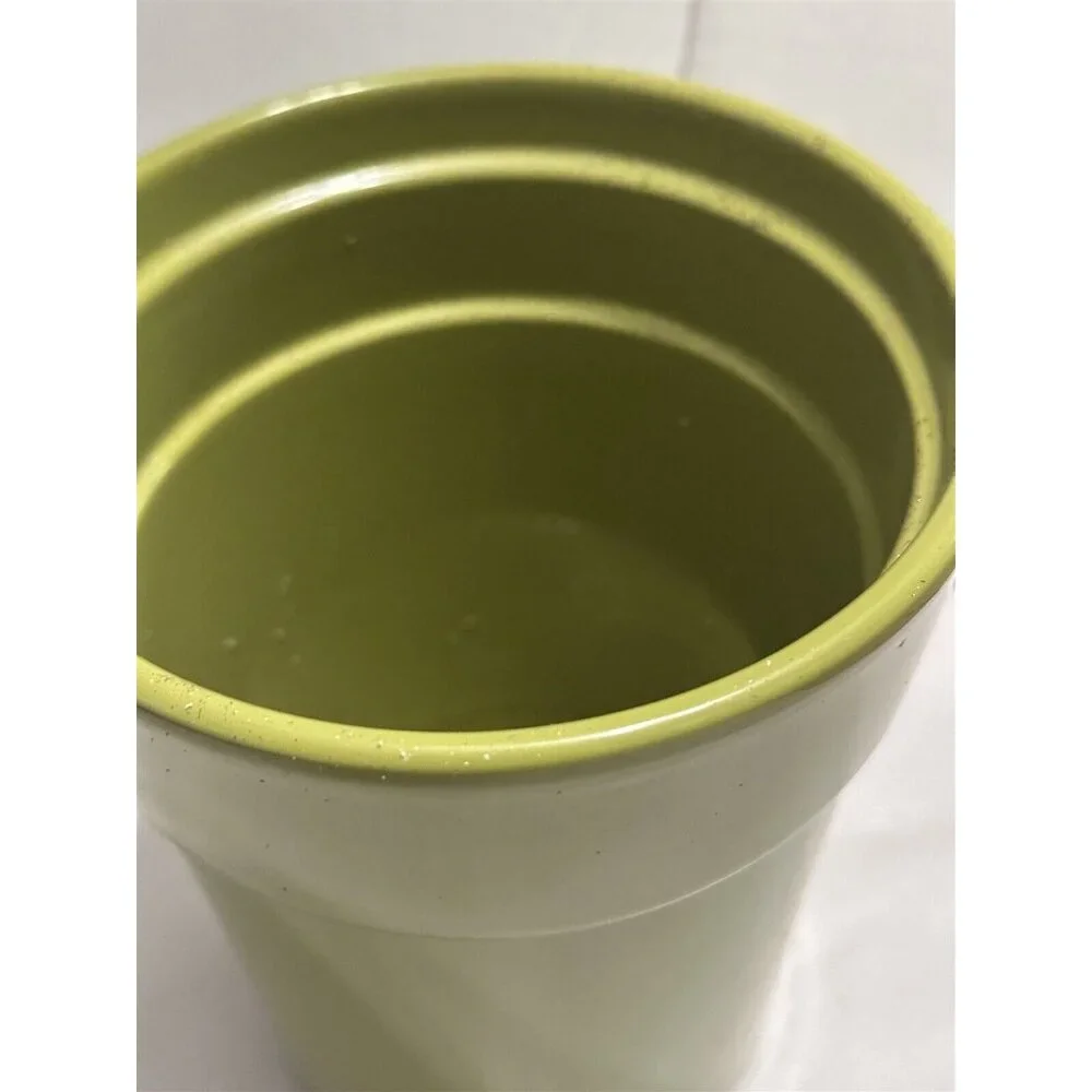Unbranded green planter